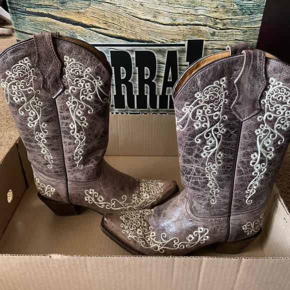 girls corral boots